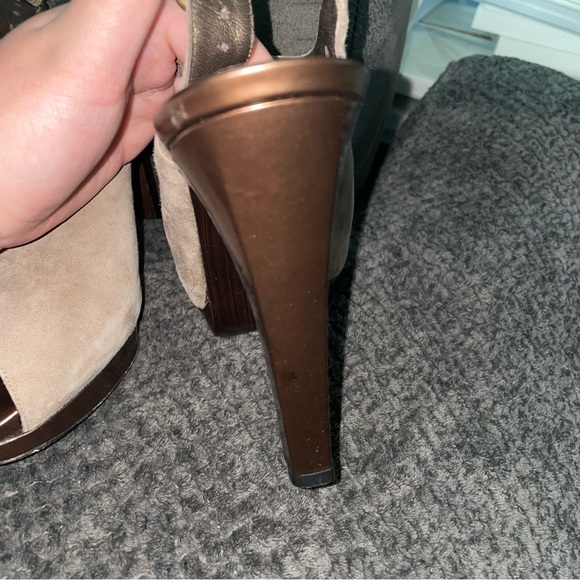 Stuart Weitzman Heels - Picture 5 of 7